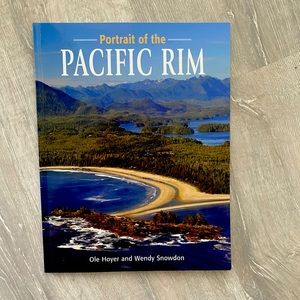 -- ⭐️3 for $15-Book on Pacific Rim